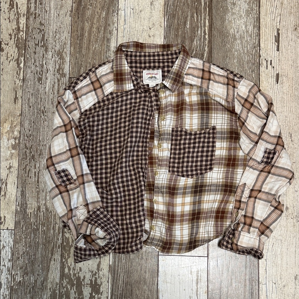 Women’s Vintage American Eagle Outfitters Plaid Cropped Flannel